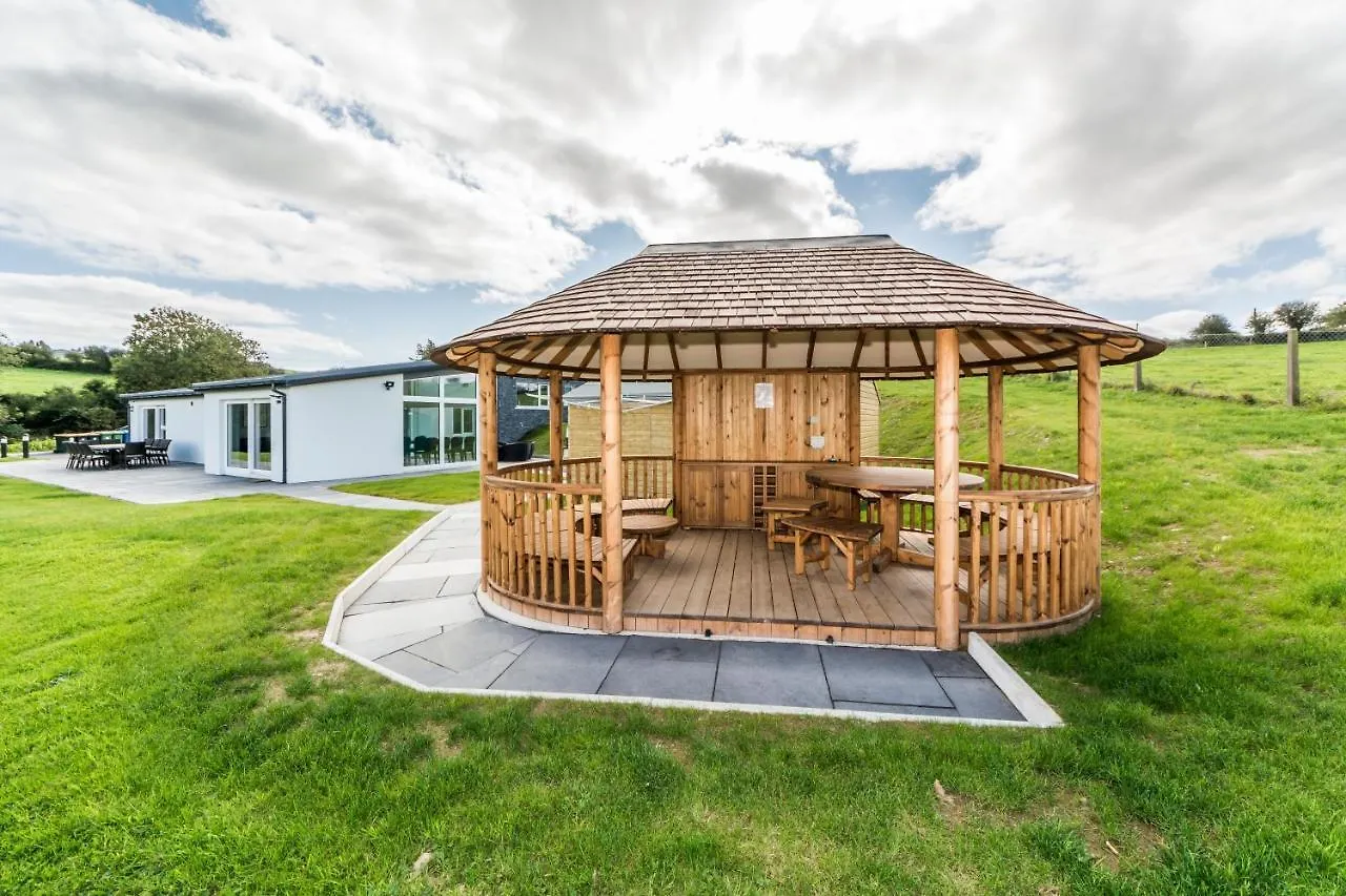 River Views,Kinsale, Hosted By Exquisite Holiday Homes, Sleeps 26 Корк